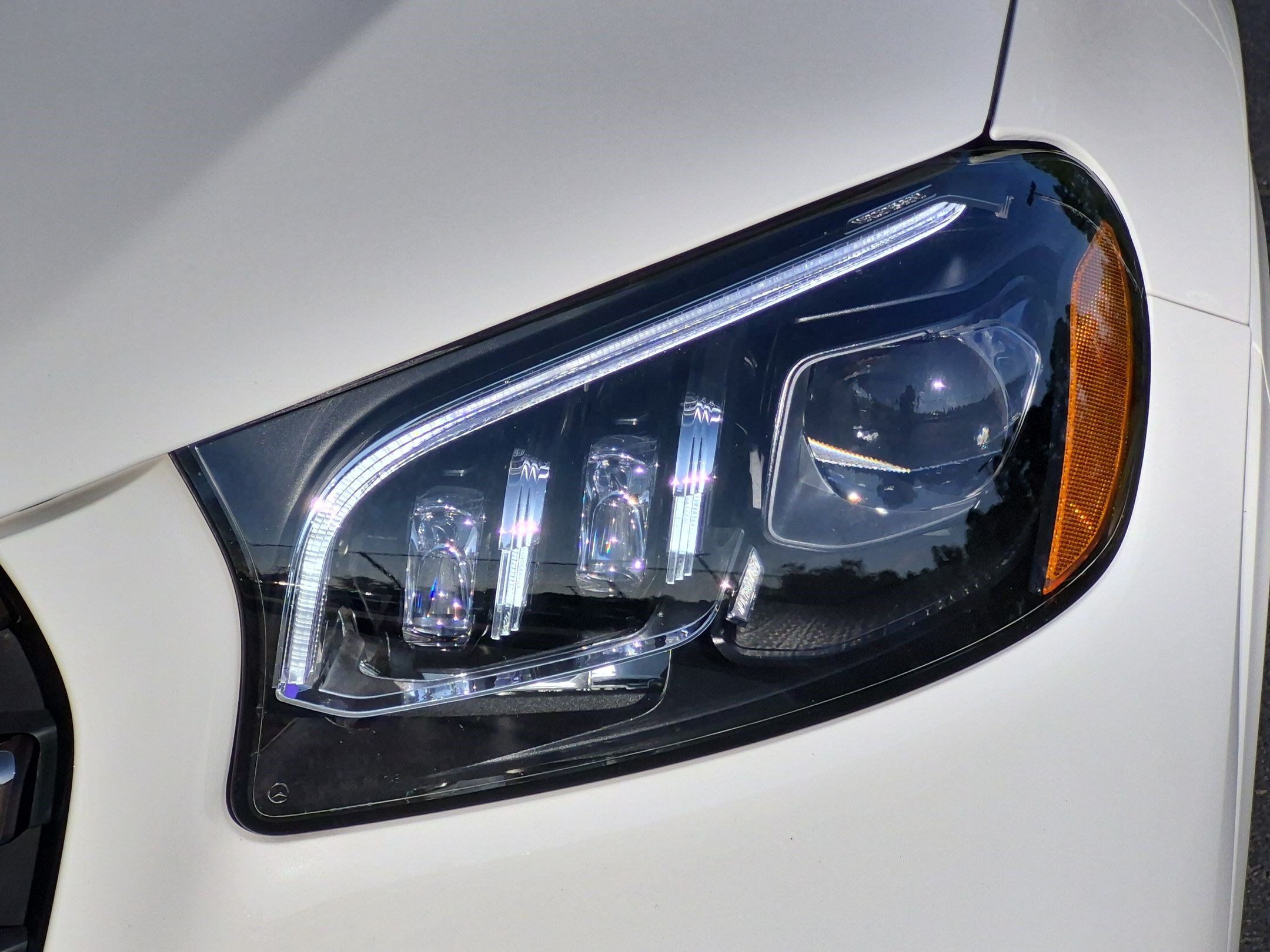 Used 2025 Mercedes-Benz GLS 450 4MATIC w/ AMG Line Exterior image 6