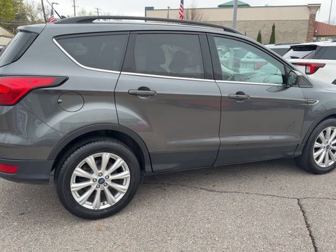 Used 2019 Ford Escape SEL AWD/4WD image 11