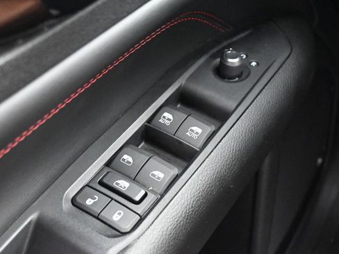 Used 2022 Jeep Compass Trailhawk w/ Trailhawk Elite Group image 15