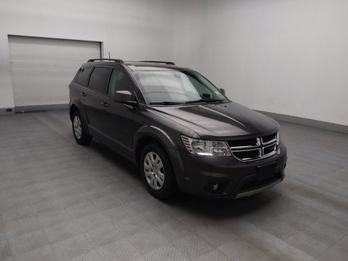 Used 2019 Dodge Journey SE w/ Premium Group image 13