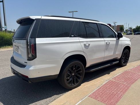 Used 2024 Cadillac Escalade Sport w/ LPO, ONYX Package AWD/4WD image 3