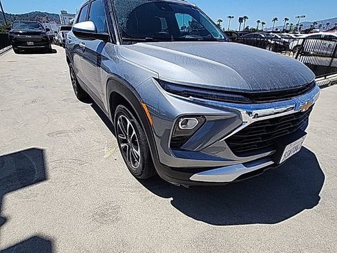 Certified 2025 Chevrolet TrailBlazer LT FWD image 8