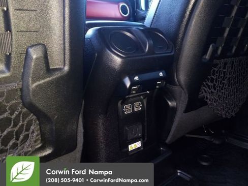 Used 2020 Jeep Wrangler Unlimited Rubicon image 25