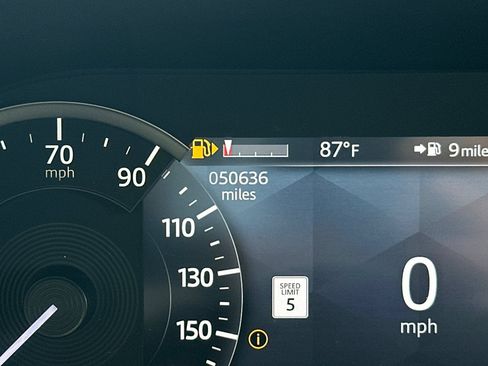 Used 2023 Jaguar F-PACE S AWD/4WD image 25