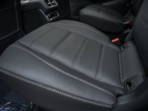 New 2026 Mercedes-Benz GLS 450 GLS 450 image 32