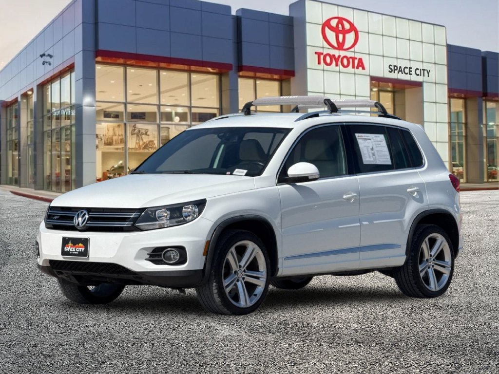 Used 2016 Volkswagen Tiguan R-Line FWD image 2