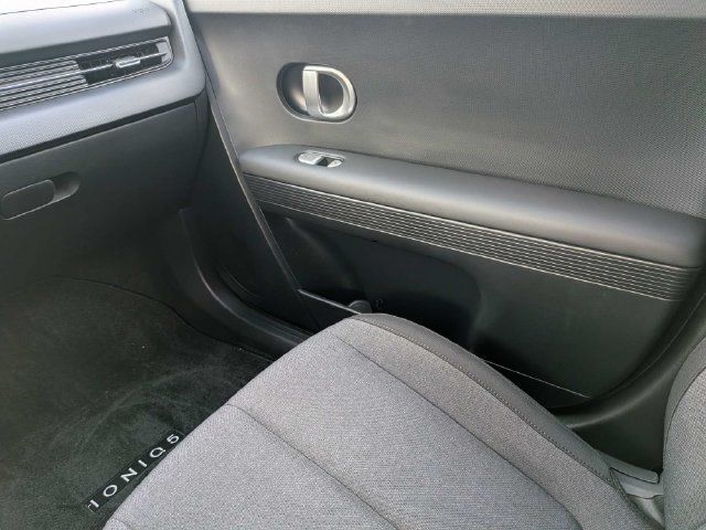 Used 2024 Hyundai Ioniq 5 SEL RWD image 17