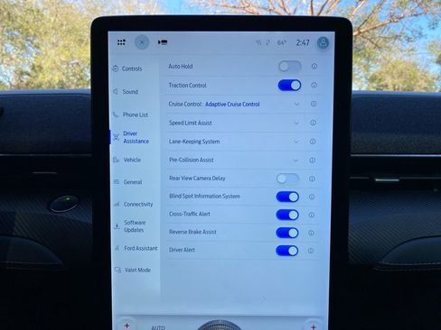 Used 2021 Ford Mustang Mach-E Premium image 28