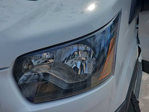 Used 2025 Ford Transit 250 Low Roof w/ Exterior Upgrade Package RWD image 32
