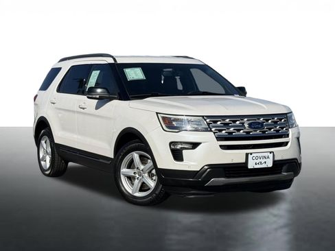 Used 2018 Ford Explorer XLT w/ Equipment Group 202A image 1
