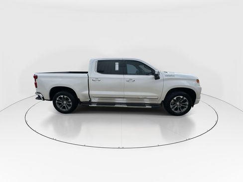 Used 2023 Chevrolet Silverado 1500 High Country w/ Z71 Off-Road Package image 9