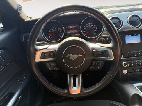Used 2019 Ford Mustang GT RWD image 13