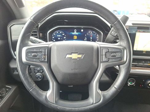 Used 2022 Chevrolet Silverado 1500 LT image 19