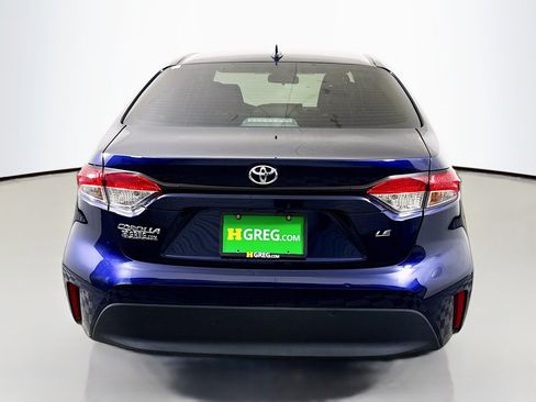 Used 2025 Toyota Corolla LE FWD image 8