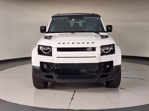 New 2026 Land Rover Defender 130 S image 9