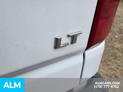 Used 2025 Chevrolet Silverado 2500 LT w/ Convenience Package image 17