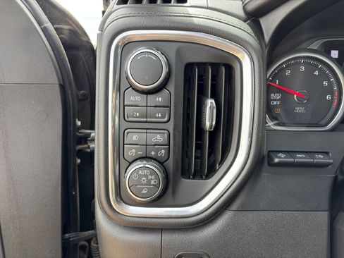 Used 2019 Chevrolet Silverado 1500 LTZ w/ LTZ Texas Edition image 14