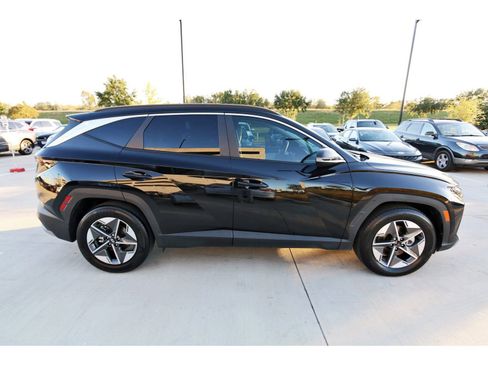 Certified 2025 Hyundai Tucson SEL image 9