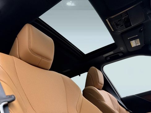 New 2026 Lexus LX 700h Luxury AWD/4WD image 22