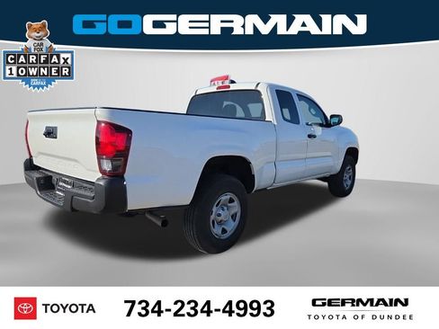 Used 2023 Toyota Tacoma SR image 8