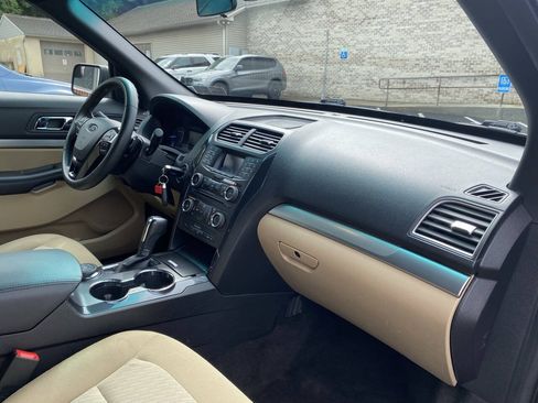 Used 2017 Ford Explorer 4WD image 18
