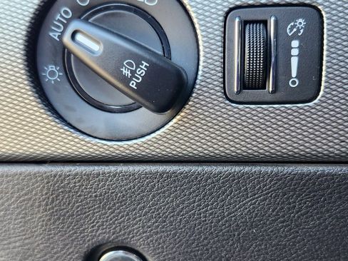 Used 2018 Dodge Durango R/T w/ Blacktop Package image 25