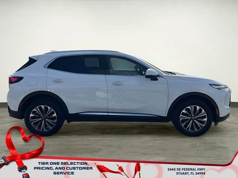 New 2025 Buick Envision Preferred image 9