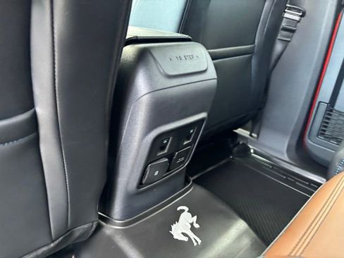 Used 2024 Ford Bronco Outer Banks image 24