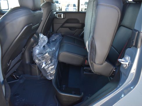 New 2026 Jeep Gladiator Rubicon image 23