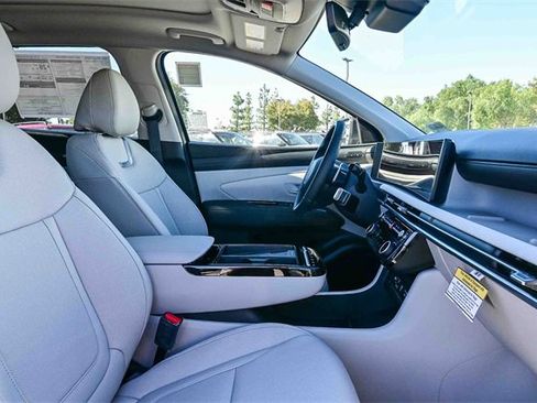 New 2026 Hyundai Tucson Limited image 18
