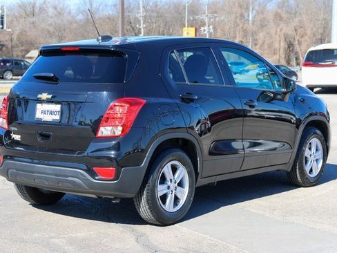 Used 2020 Chevrolet Trax LS w/ Tint and Cruise Package image 3