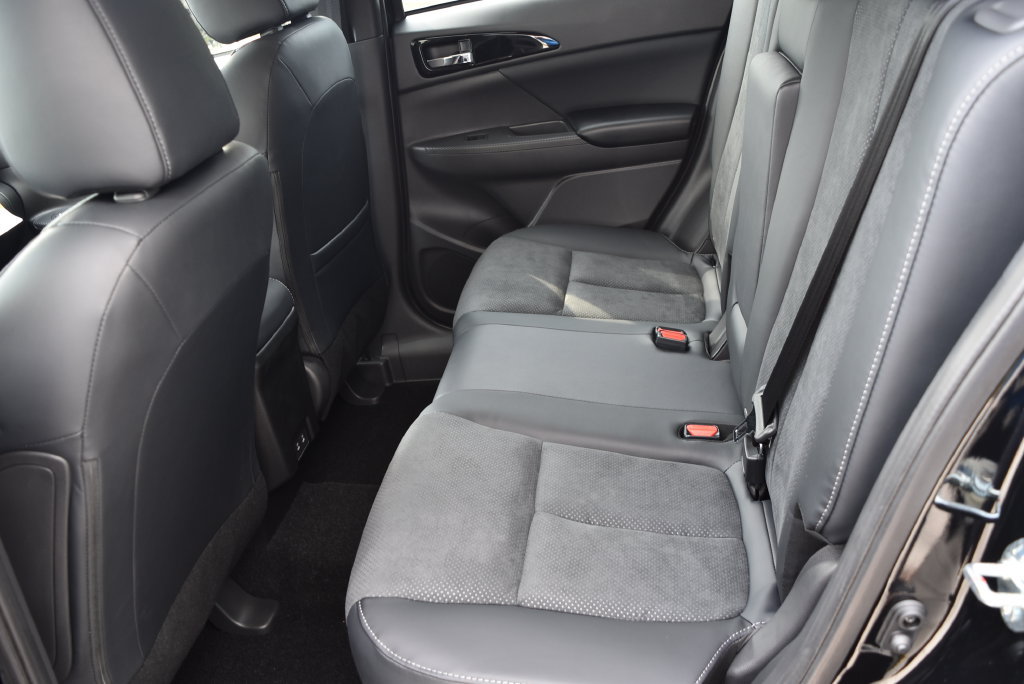 New 2026 Mitsubishi Eclipse Cross SE AWD/4WD image 9
