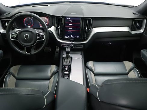 Used 2021 Volvo XC60 T5 R-Design w/ Protection Package Premier image 13