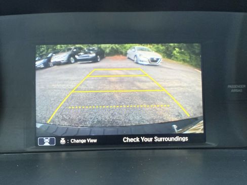 Used 2016 Honda Odyssey Touring Elite image 34