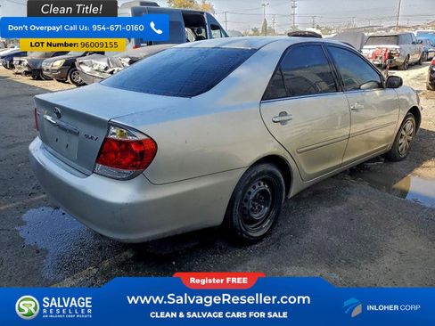 Used 2005 Toyota Camry image 4