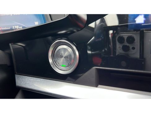 Used 2024 Chevrolet Corvette Stingray Preferred Cpe w/ 2LT image 21