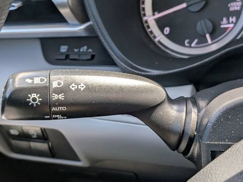 Used 2023 Toyota Highlander L FWD image 26