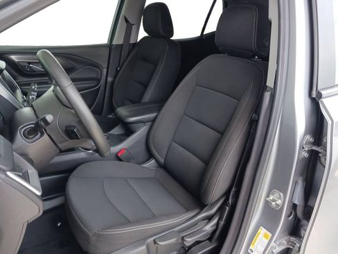 Used 2024 GMC Terrain SLE AWD/4WD image 25
