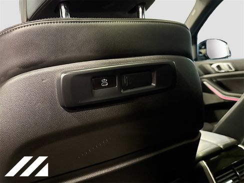 Used 2023 BMW X5 M50i w/ Climate Comfort Package image 28