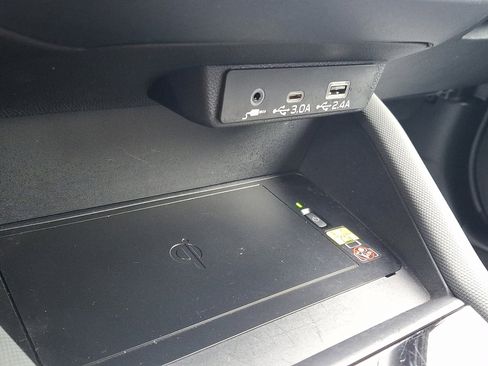 Certified 2025 Subaru Forester Sport image 23