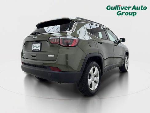 Used 2018 Jeep Compass Latitude w/ Popular Equipment Group AWD/4WD image 8