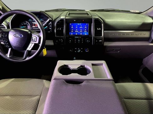 Used 2021 Ford F250 XLT AWD/4WD image 8