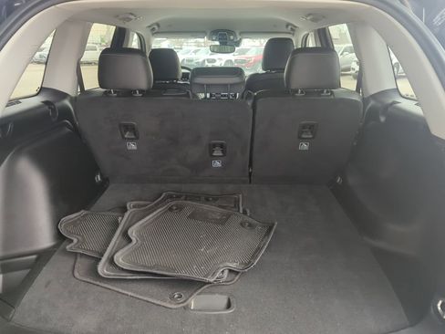 Used 2024 Jeep Grand Cherokee Limited image 17