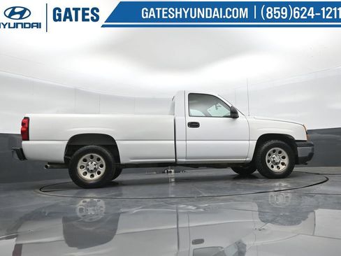 Used 2007 Chevrolet Silverado 1500 W/T image 24