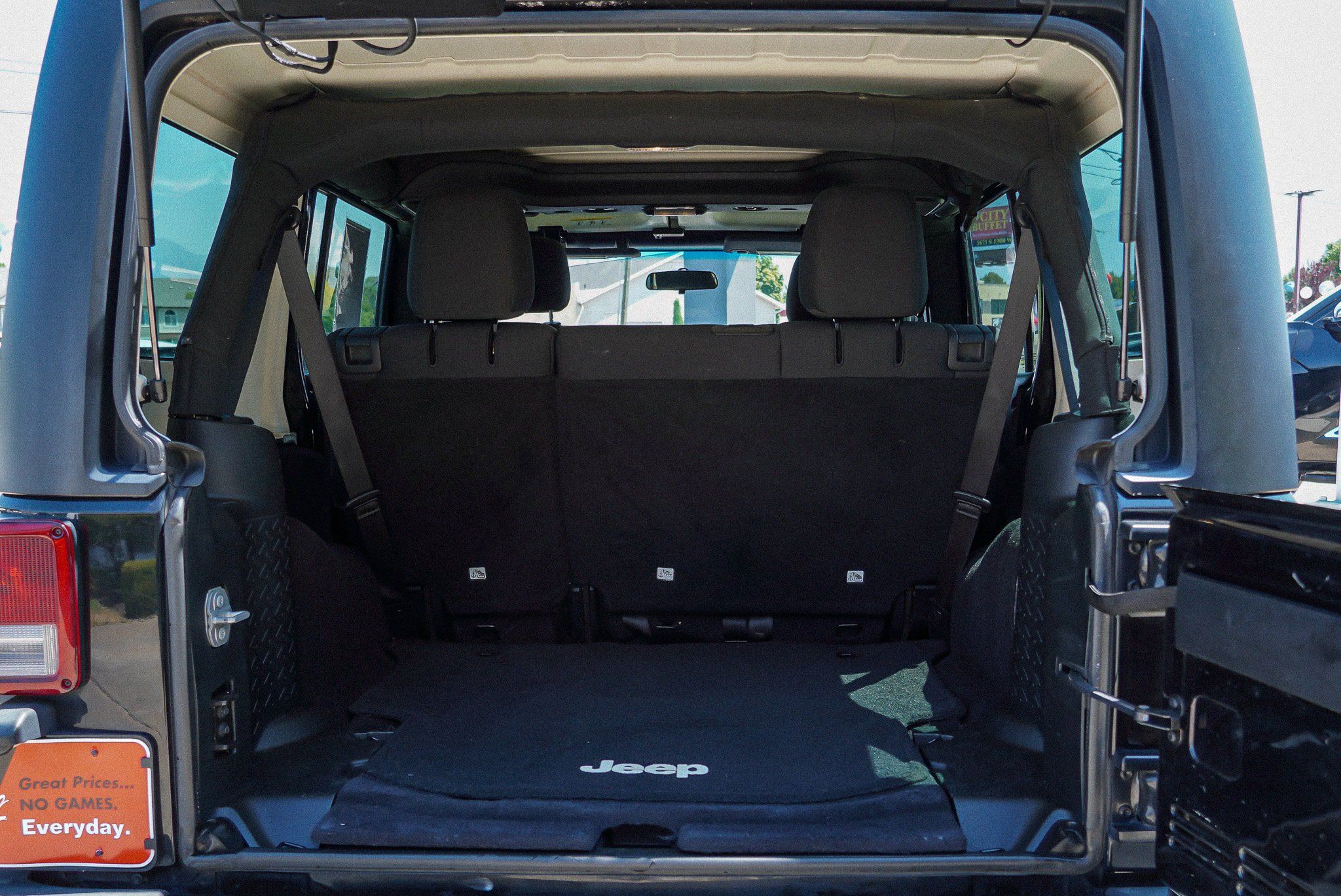 Used 2017 Jeep Wrangler Unlimited Sport w/ Max Tow Package AWD/4WD image 14