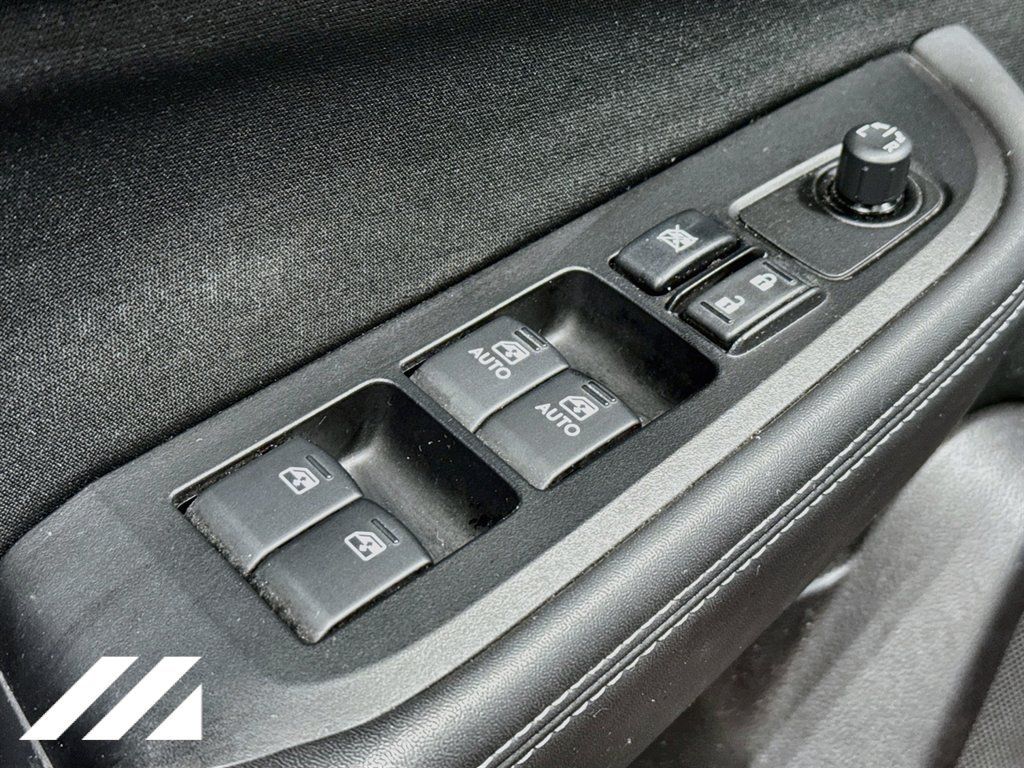 Used 2016 Subaru Legacy 2.5i Premium AWD/4WD image 19