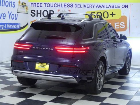 Used 2024 Genesis Electrified GV70 Advanced image 7
