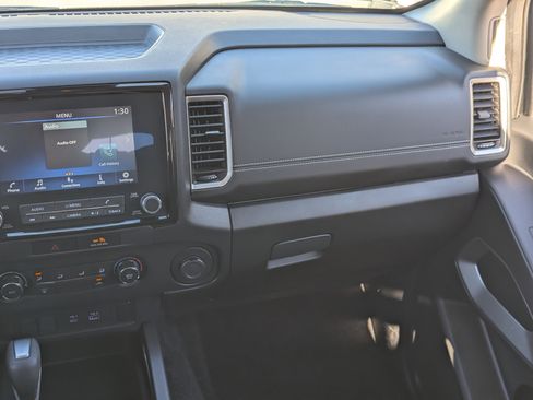 Used 2023 Nissan Frontier SV image 15