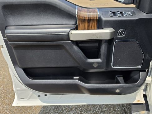 Used 2020 Ford F150 Lariat AWD/4WD image 18