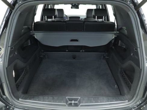 Used 2024 Mercedes-Benz GLB 250 GLB 250 image 38